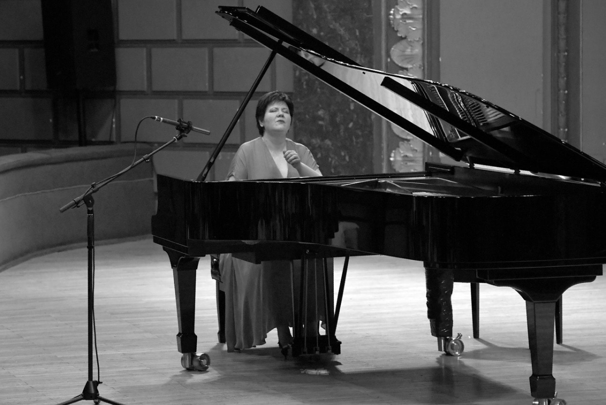 French pianist Dana Ciocarlie to embark on Vietnam performance tour